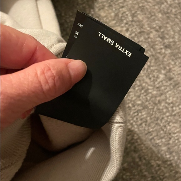 Fear of God (main line, NOT Essentials) eternal crewneck in cement - Picture 4 of 5